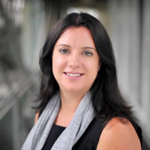 Ali Jones - Headshot